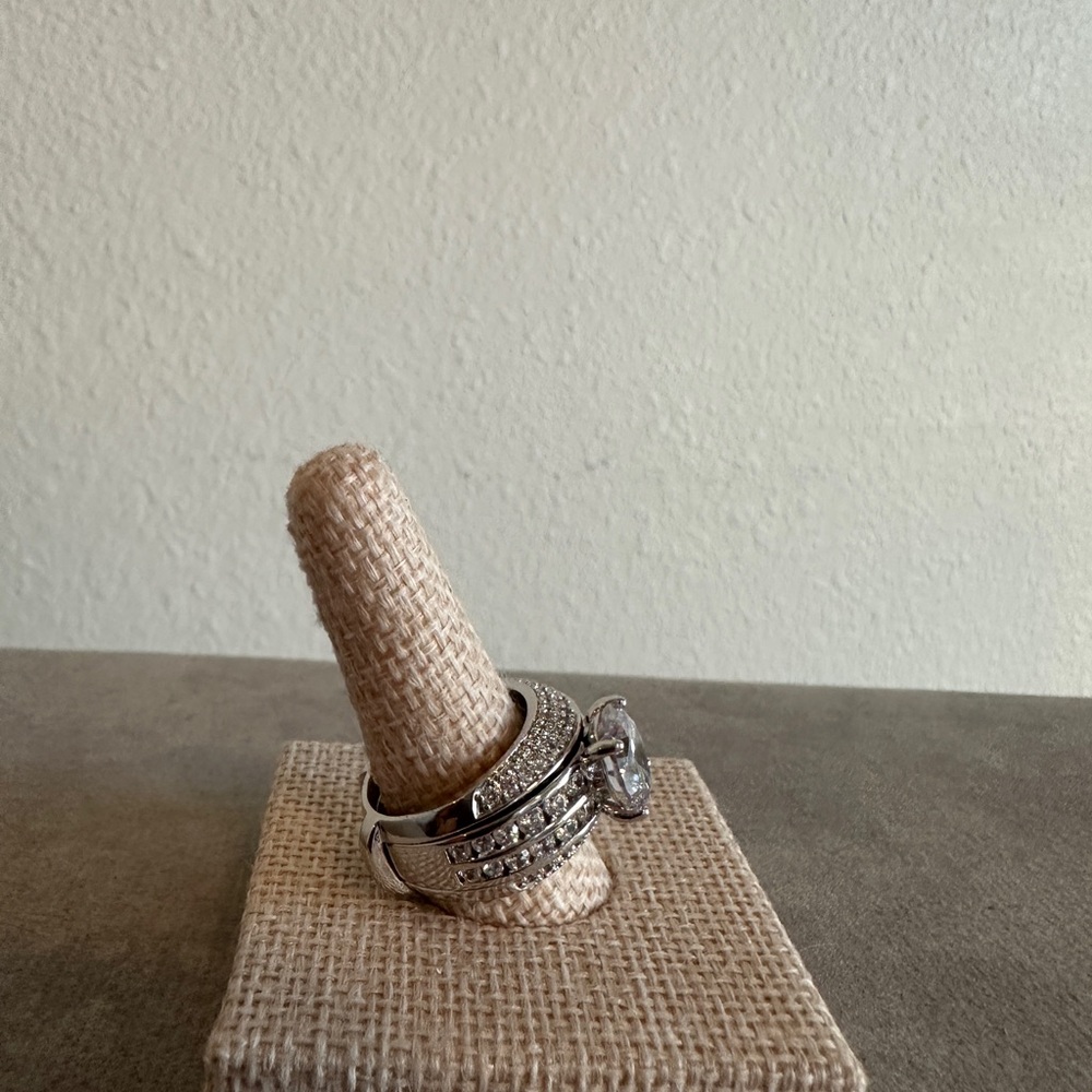 JCL 925 Sterling silver & CZ Wedding Ring Set - Picture 5 of 12